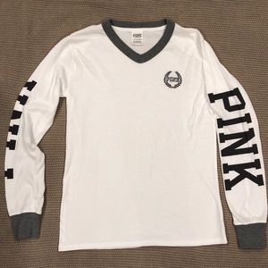 VS PINK long sleeve T-shirt